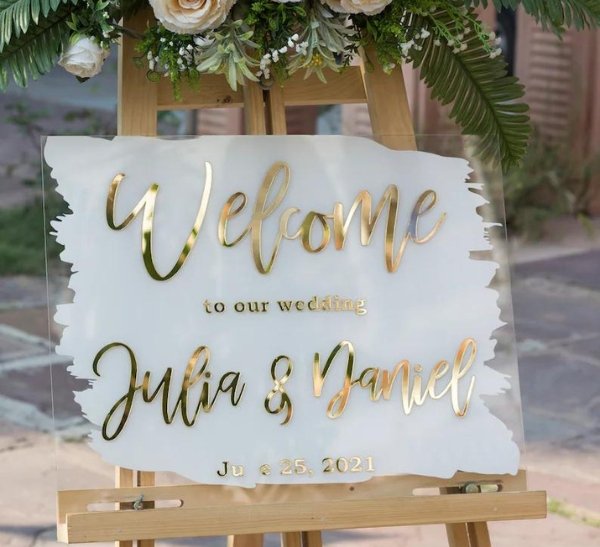 19 Personalized Wedding Signs For Your Big Day - Forever Wedding Favors