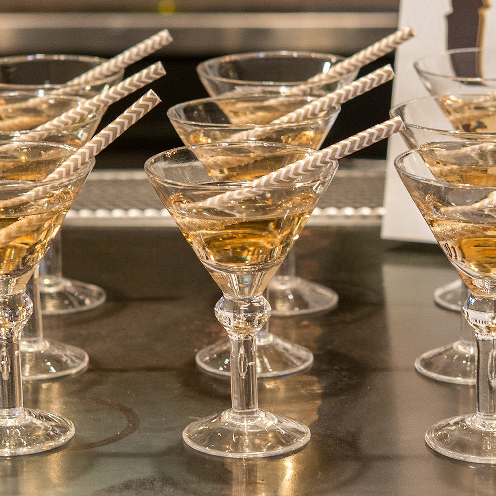 https://www.foreverweddingfavors.com/cdn/shop/products/mini-martini-glasses-710628_1200x.jpg?v=1686403366